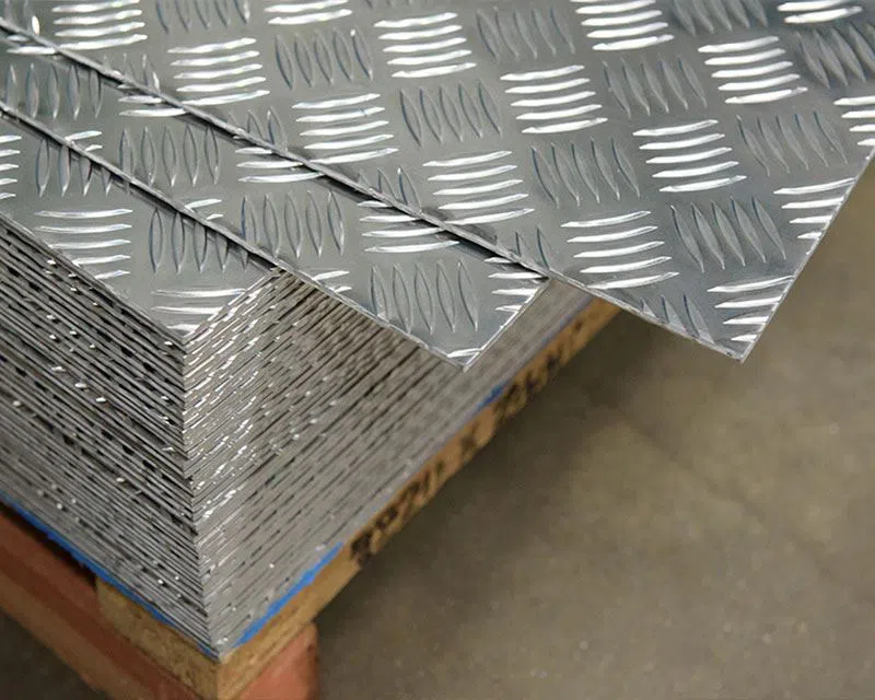 What Are The Advantages Of Patterned Aluminum Plates In RV Applications